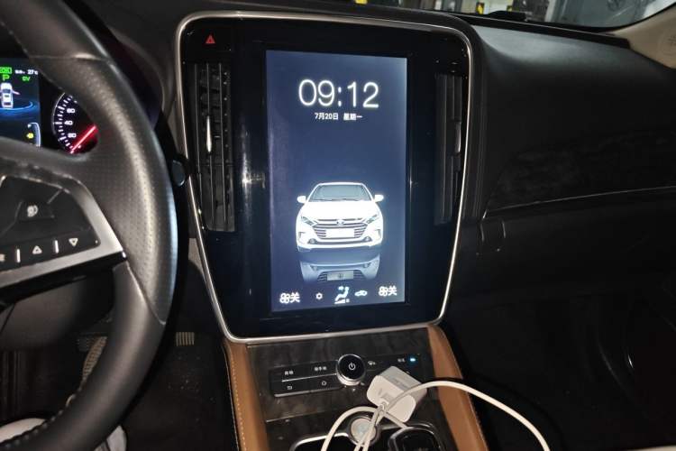 Used BYD Qin New Energy 2017 1.5T Luxury Model Audio And AC Panel