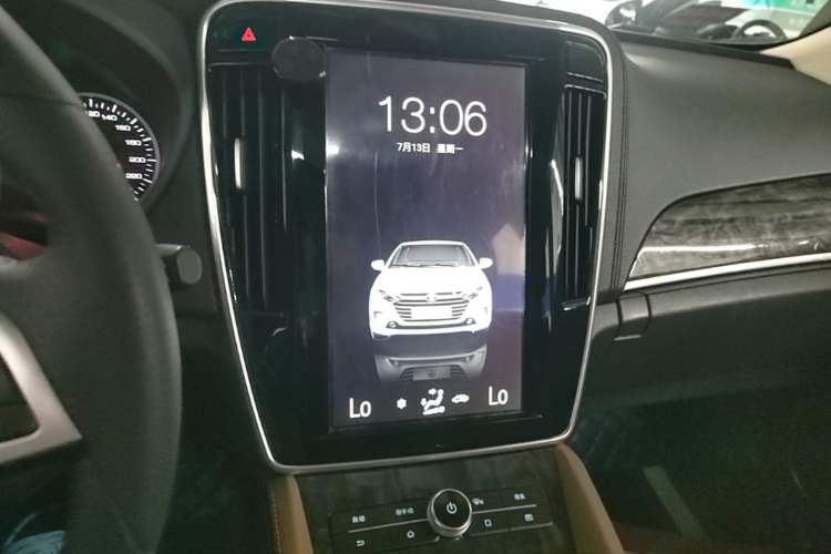 Used BYD Qin New Energy 2017 1.5T Luxury Model Audio And AC Panel