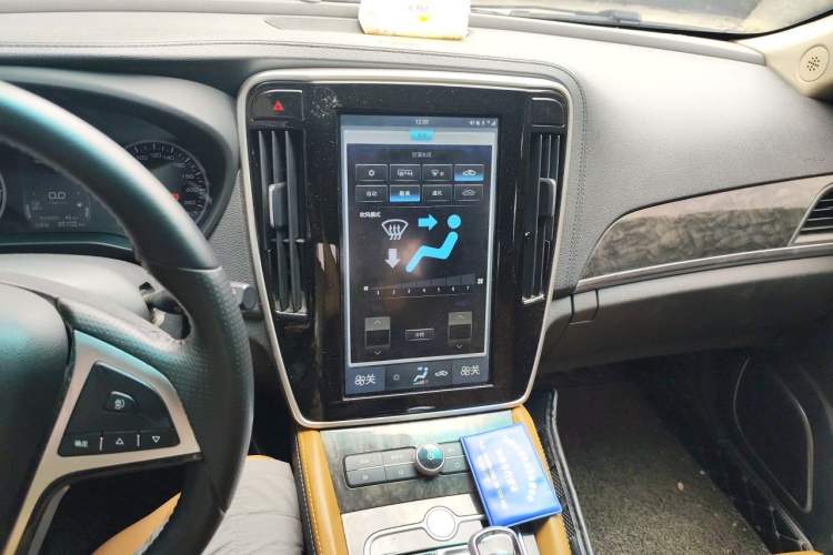 Used BYD Qin New Energy 2017 1.5T Luxury Model Audio And AC Panel