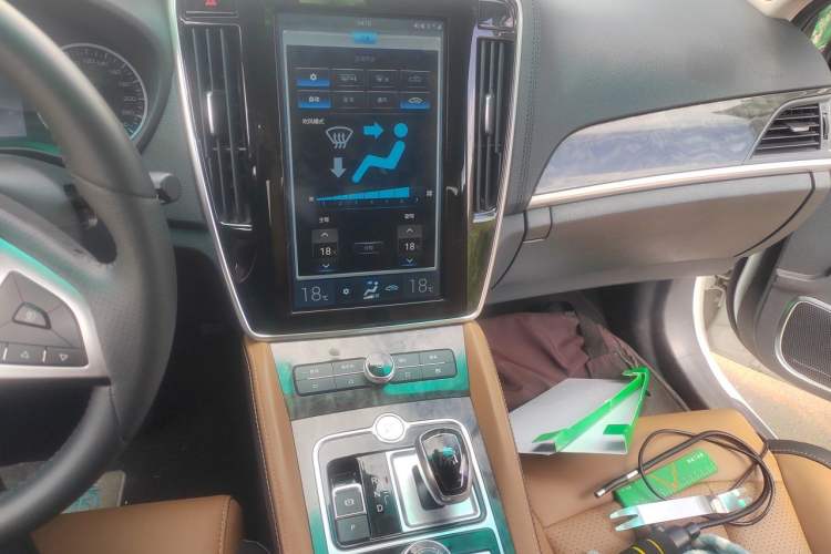 Used BYD Qin New Energy 2017 1.5T Luxury Model Audio And AC Panel