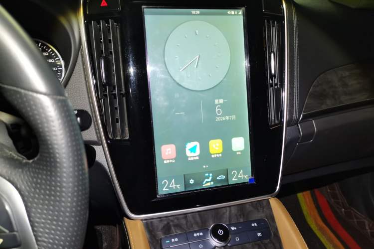 Used BYD Qin New Energy 2017 1.5T Luxury Model Audio And AC Panel
