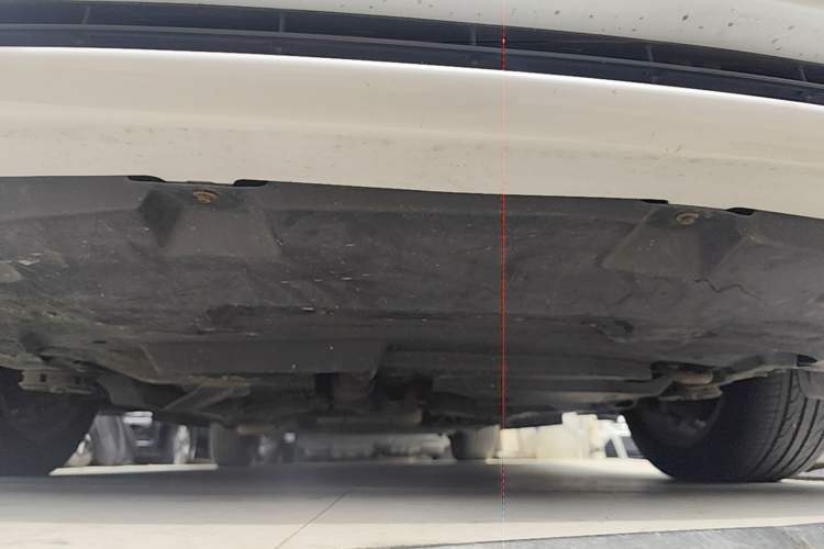 Used BYD Qin New Energy 2017 1.5T Luxury Model Chassis Front