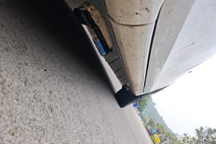 Used BYD Qin New Energy 2017 1.5T Luxury Model Chassis Front Left