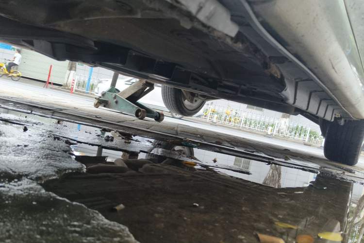 Used BYD Qin New Energy 2017 Qin 1.5T 100 Chassis Front Left