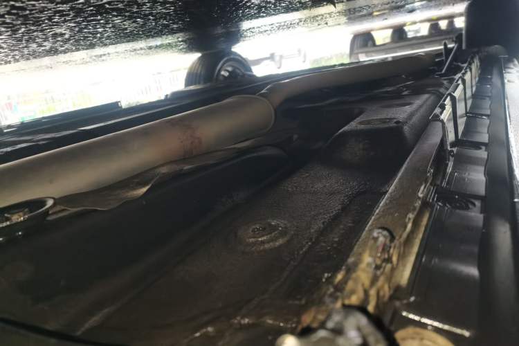 Used BYD Qin New Energy 2017 1.5T Luxury Model Chassis Front Right