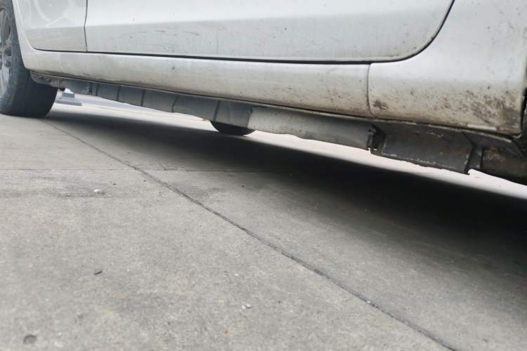 Used BYD Qin New Energy 2017 1.5T Luxury Model Chassis Front Right