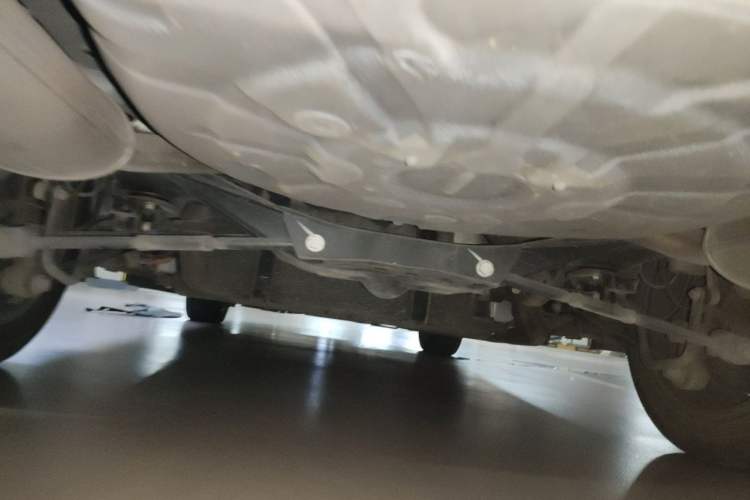 Used BYD Qin New Energy 2017 1.5T Luxury Model Chassis Rear