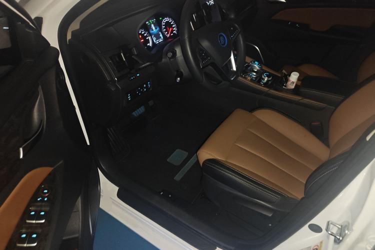 Used BYD Qin New Energy 2017 1.5T Luxury Model Driver Seat