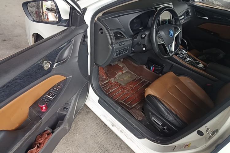 Used BYD Qin New Energy 2017 Qin EV300 Luxury Edition Driver Seat