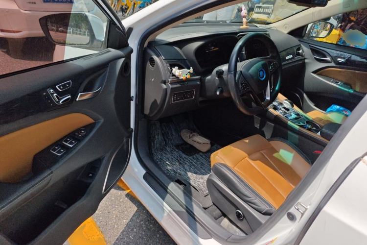 Used BYD Qin New Energy 2017 Qin EV300 Flagship Model Driver Seat