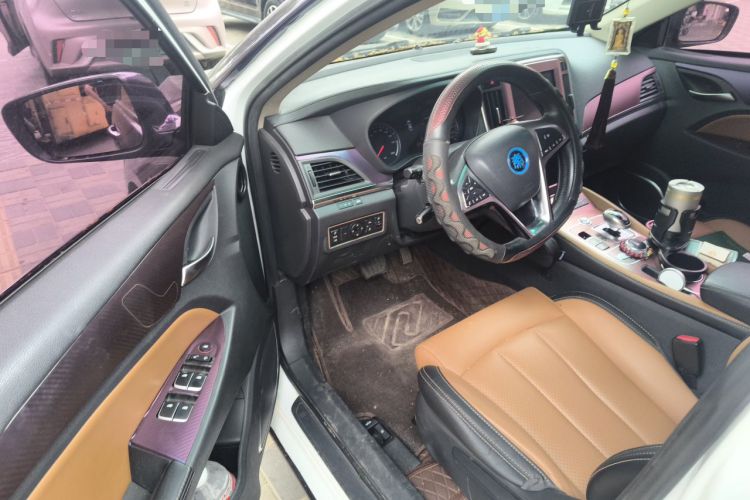 Used BYD Qin New Energy 2017 1.5T Luxury Model Driver Seat