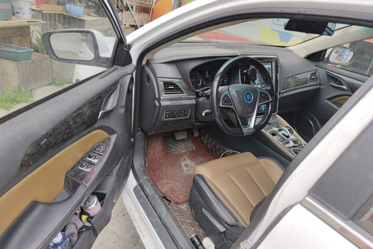 Used BYD Qin New Energy 2017 1.5T Luxury Model Driver Seat