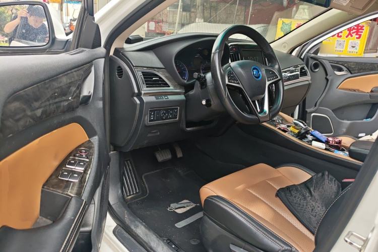 Used BYD Qin New Energy 2017 1.5T Luxury Model Driver Seat