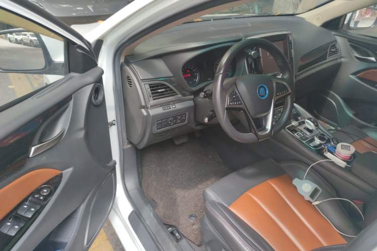 Used BYD Qin New Energy 2017 1.5T Luxury Model Driver Seat