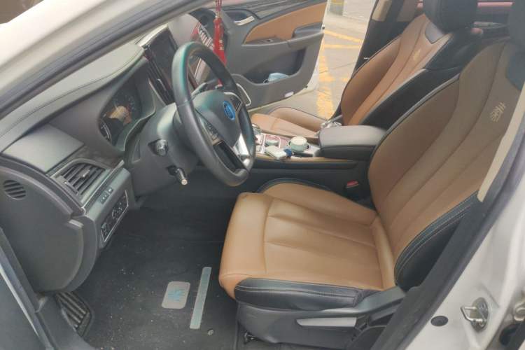 Used BYD Qin New Energy 2017 1.5T Luxury Model Driver Seat