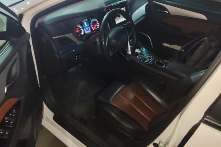 Used BYD Qin New Energy 2017 Qin 1.5T 100 Driver Seat