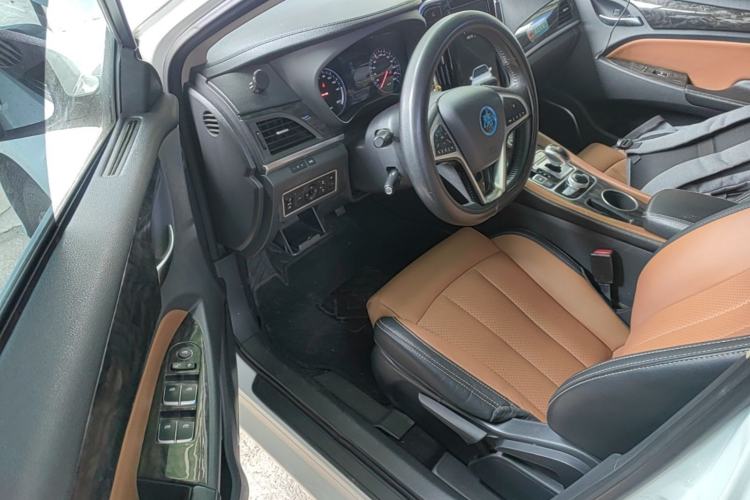 Used BYD Qin New Energy 2017 1.5T Luxury Model Driver Seat