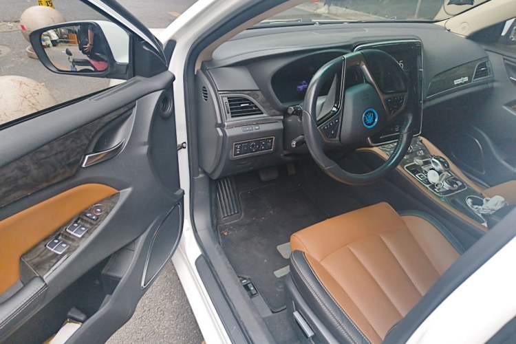Used BYD Qin New Energy 2017 Qin 1.5T 100 Driver Seat