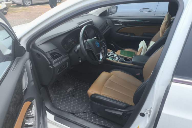 Used BYD Qin New Energy 2017 Qin 1.5T 100 Driver Seat