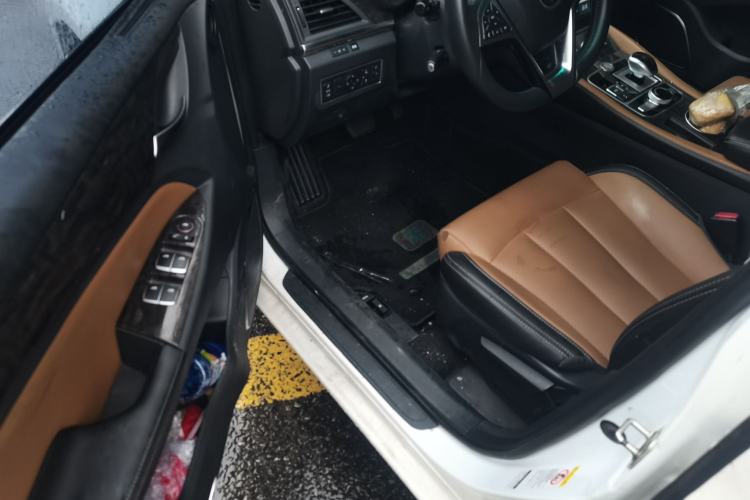 Used BYD Qin New Energy 2017 1.5T Luxury Model Driver Seat