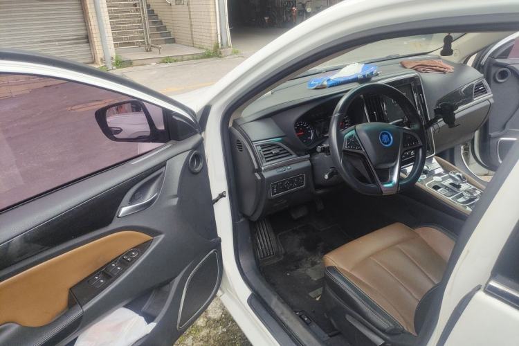 Used BYD Qin New Energy 2017 1.5T Luxury Model Driver Seat