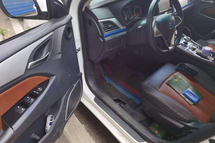 Used BYD Qin New Energy 2017 Qin 1.5T 100 Driver Seat