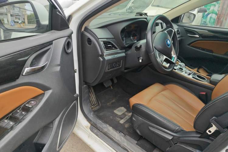 Used BYD Qin New Energy 2017 1.5T Luxury Model Driver Seat