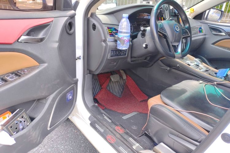 Used BYD Qin New Energy 2017 1.5T Luxury Model Driver Seat