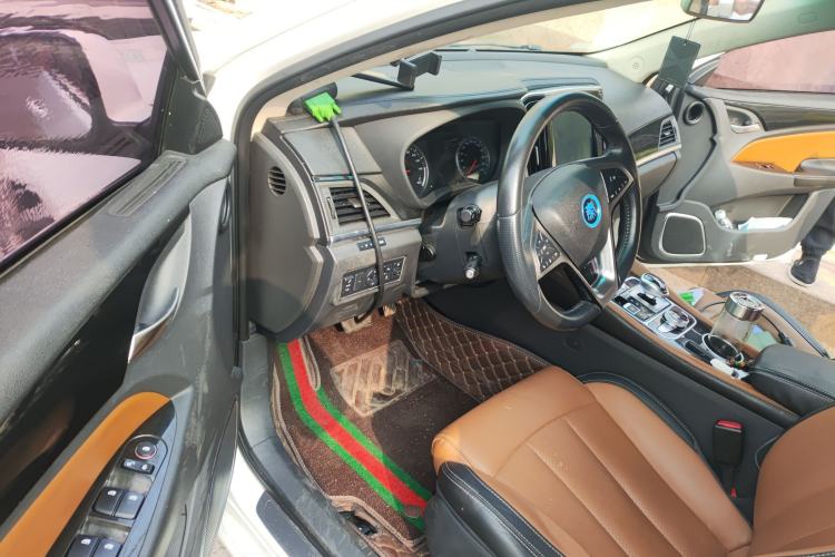 Used BYD Qin New Energy 2017 1.5T Luxury Model Driver Seat