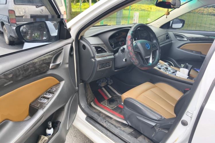 Used BYD Qin New Energy 2017 1.5T Luxury Model Driver Seat