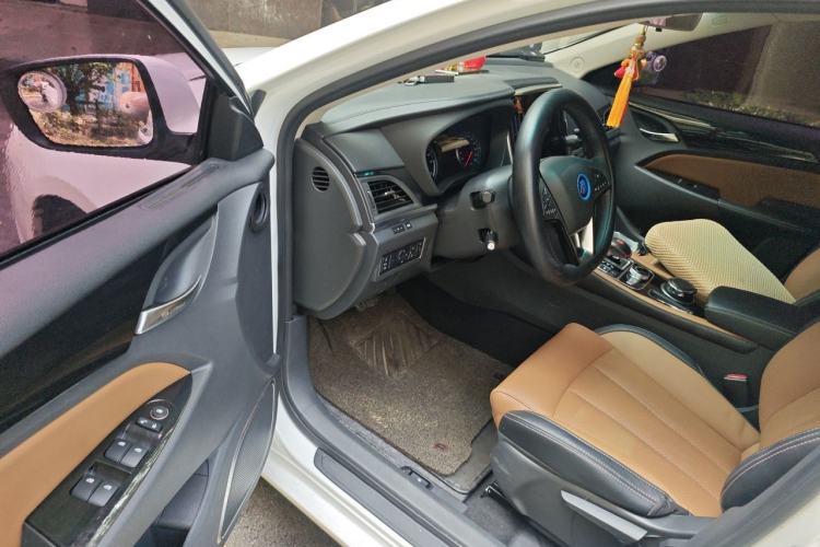 Used BYD Qin New Energy 2017 1.5T Luxury Model Driver Seat