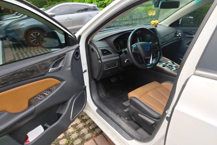Used BYD Qin New Energy 2017 1.5T Luxury Model Driver Seat