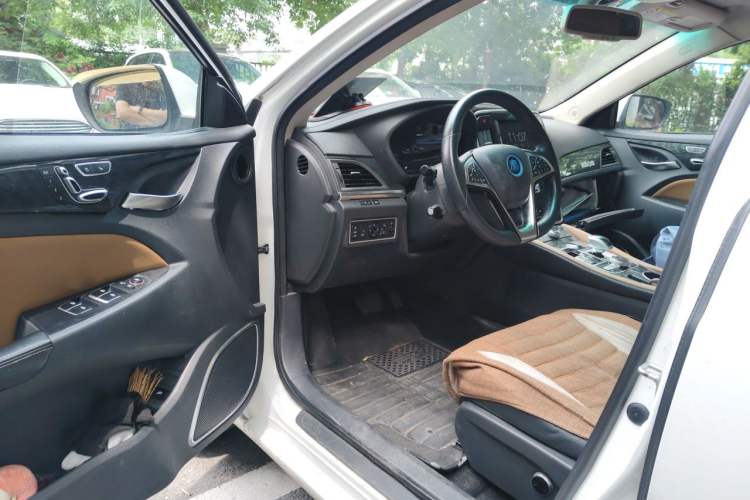 Used BYD Qin New Energy 2017 Qin EV300 Flagship Model Driver Seat