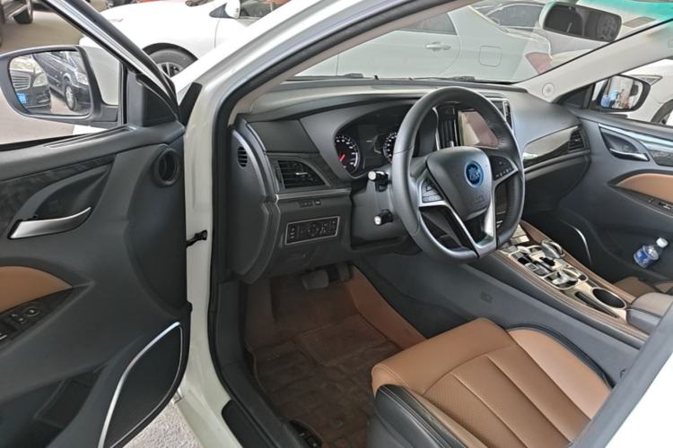 Used BYD Qin New Energy 2017 1.5T Luxury Model Driver Seat