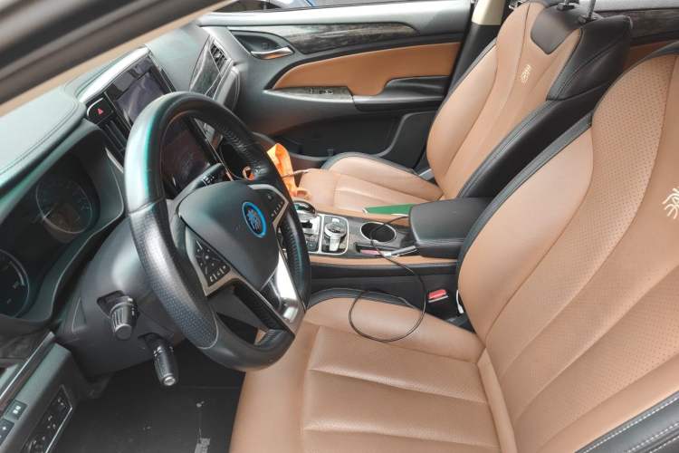 Used BYD Qin New Energy 2017 1.5T Luxury Model Driver Seat