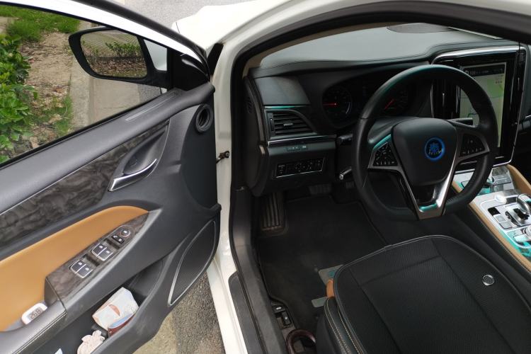 Used BYD Qin New Energy 2017 1.5T Luxury Model Driver Seat