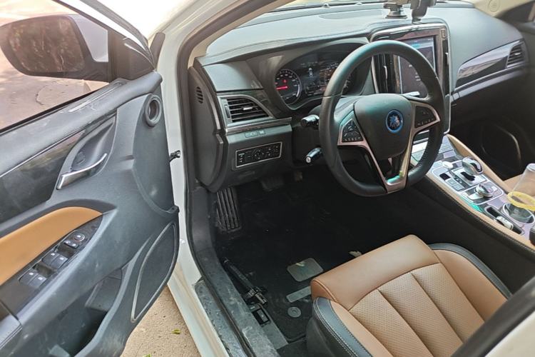 Used BYD Qin New Energy 2017 1.5T Luxury Model Driver Seat