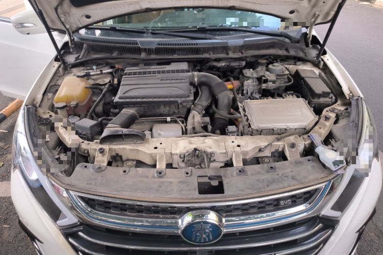 Used BYD Qin New Energy 2017 1.5T Luxury Model Engine Bay