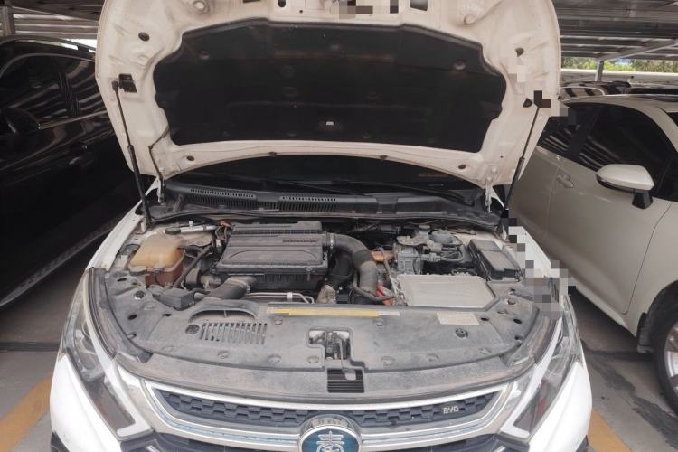 Used BYD Qin New Energy 2017 1.5T Luxury Model Engine Bay