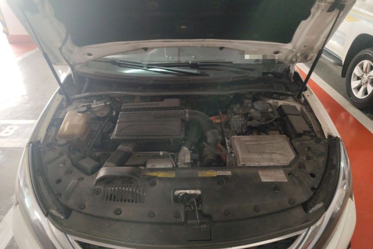 Used BYD Qin New Energy 2017 1.5T Luxury Model Engine Bay