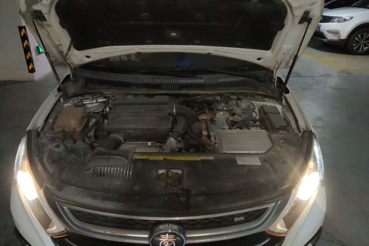 Used BYD Qin New Energy 2017 1.5T Luxury Model Engine Bay
