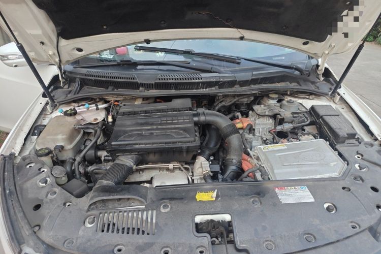 Used BYD Qin New Energy 2017 1.5T Luxury Model Engine Bay