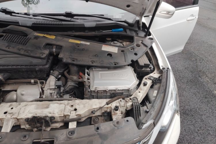 Used BYD Qin New Energy 2017 1.5T Luxury Model Engine Bay Left
