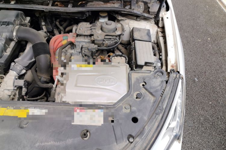 Used BYD Qin New Energy 2017 Qin 1.5T 100 Engine Bay Left