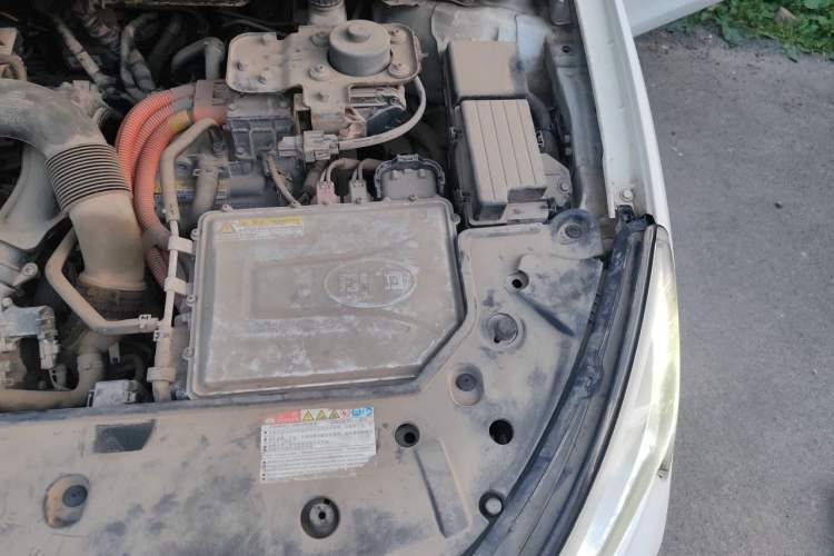 Used BYD Qin New Energy 2017 Qin 1.5T 100 Engine Bay Left