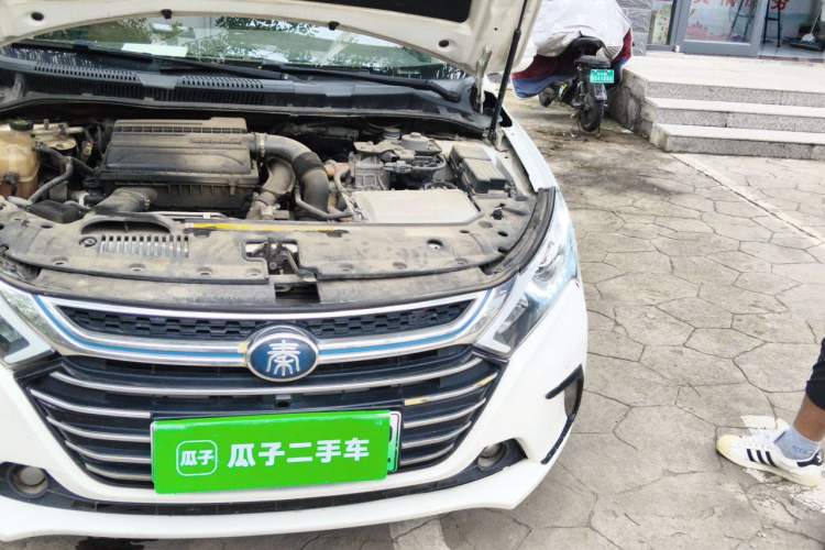 Used BYD Qin New Energy 2017 1.5T Luxury Model Engine Bay Left