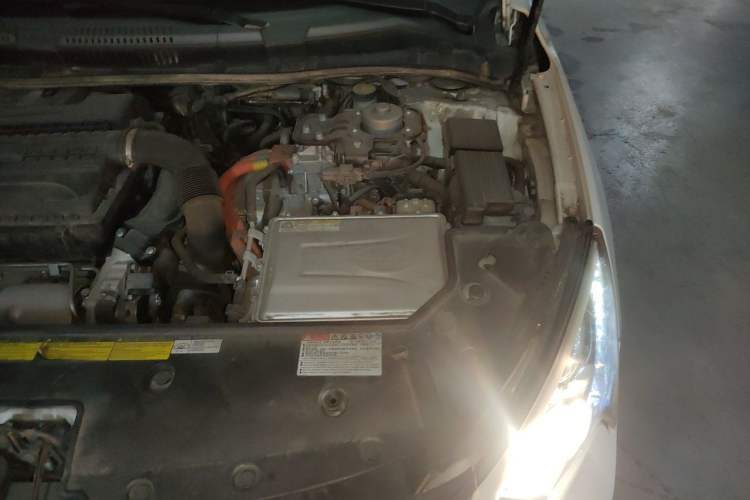 Used BYD Qin New Energy 2017 1.5T Luxury Model Engine Bay Left