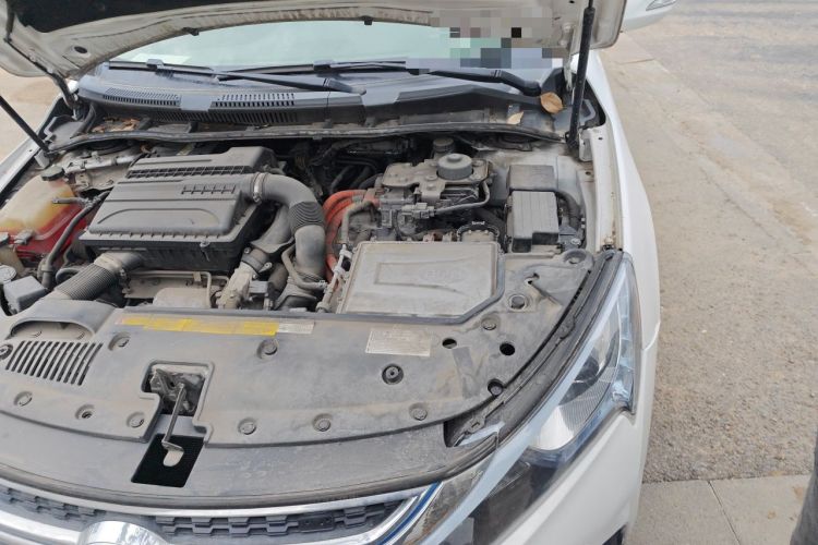 Used BYD Qin New Energy 2017 1.5T Luxury Model Engine Bay Left
