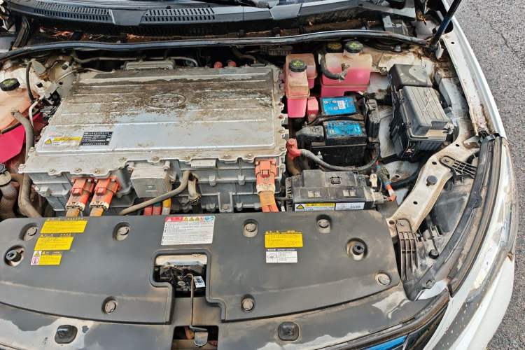 Used BYD Qin New Energy 2017 Qin EV300 Luxury Edition Engine Bay Left