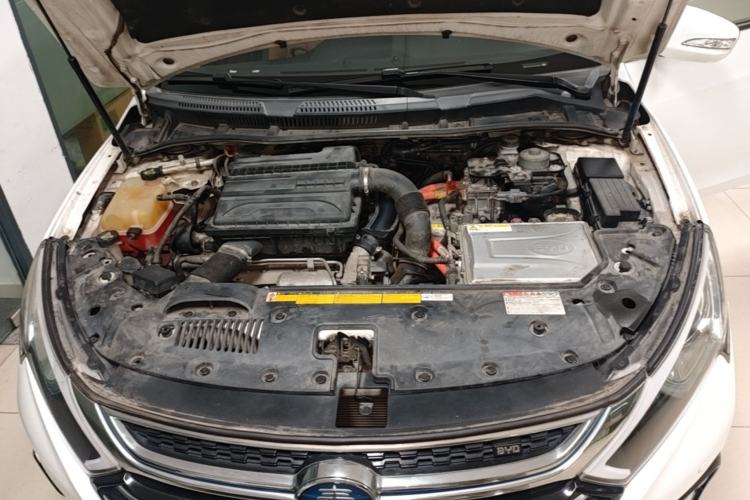 Used BYD Qin New Energy 2017 1.5T Luxury Model Engine Bay
